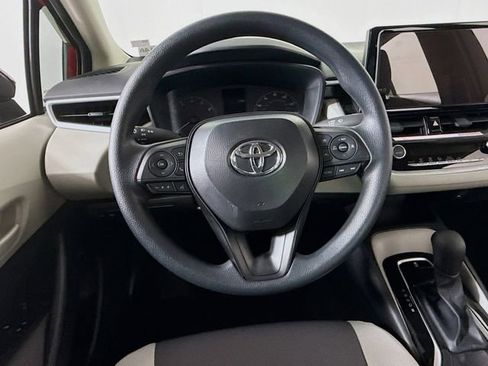 Certified 2025 Toyota Corolla LE image 11