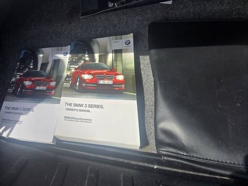 Used 2013 BMW 335i Convertible RWD image 15