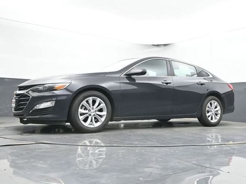 Used 2023 Chevrolet Malibu LT FWD image 44