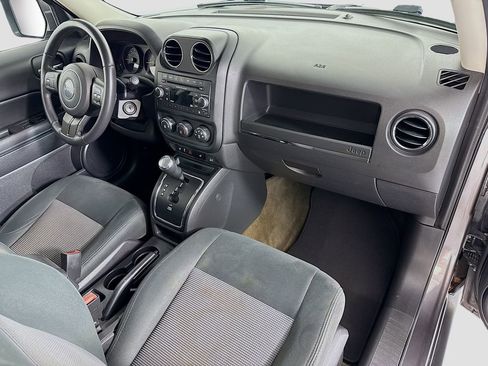 Used 2017 Jeep Patriot Latitude image 16