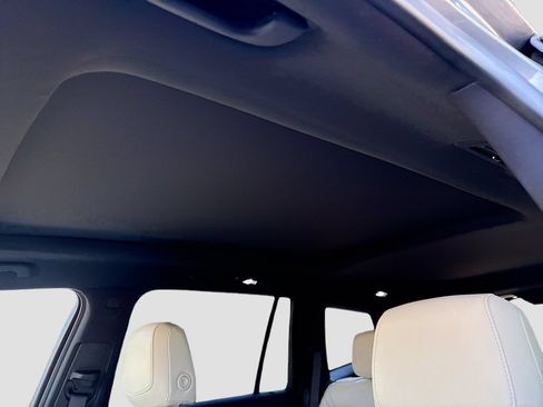Used 2020 Cadillac XT6 Sport AWD/4WD image 23