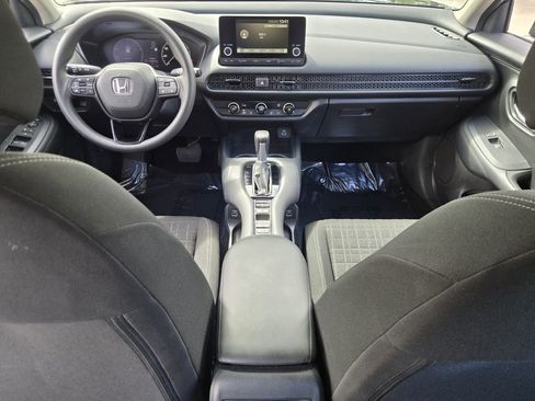 Certified 2023 Honda HR-V LX image 12