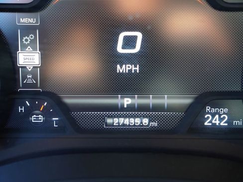 Used 2025 RAM 1500 Big Horn AWD/4WD image 7