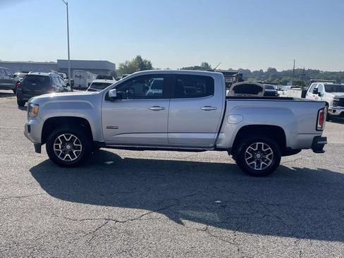 Used 2017 GMC Canyon SLE w/ All Terrain Package AWD/4WD image 7