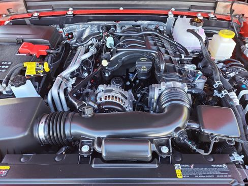 New 2025 Jeep Gladiator Mojave image 29