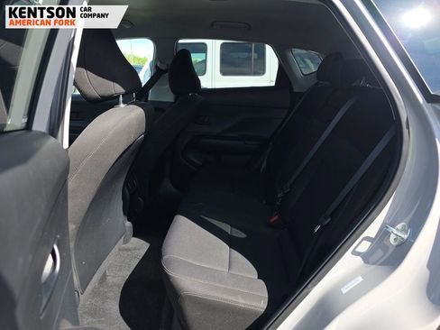 Used 2025 Hyundai Kona SEL AWD/4WD image 6