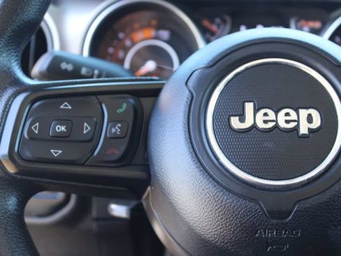 Used 2021 Jeep Wrangler Unlimited Sport AWD/4WD image 19