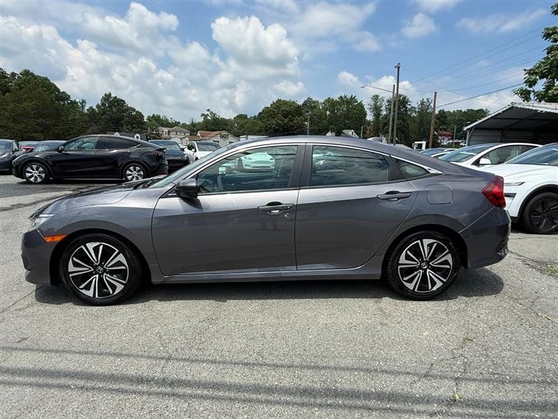 Used 2017 Honda Civic EX-T image 2