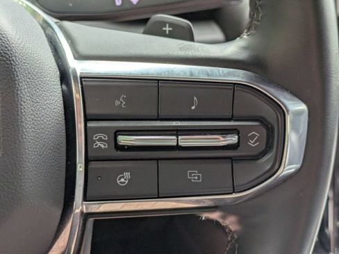 Certified 2025 GMC Yukon XL Denali AWD/4WD image 16