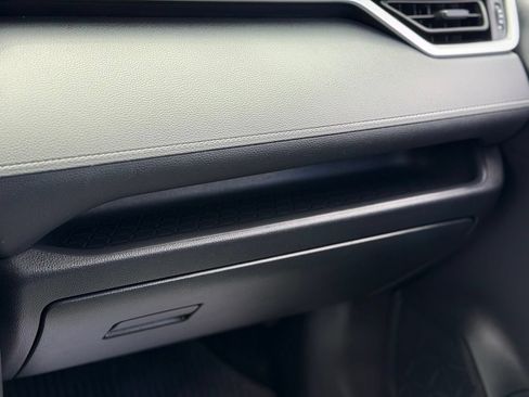 Used 2019 Toyota RAV4 XLE w/ Convenience Package AWD/4WD image 27