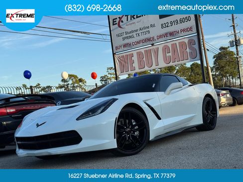 Used 2019 Chevrolet Corvette Stingray Coupe w/ 1LT image 1