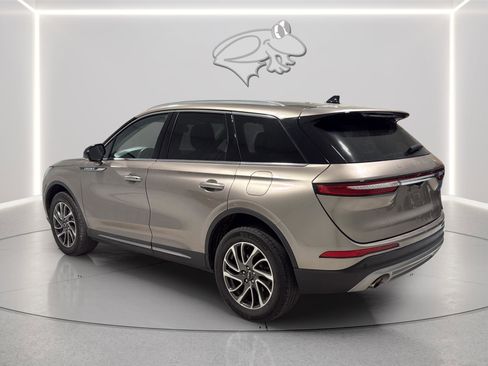 Used 2020 Lincoln Corsair AWD w/ Equipment Group 101A image 3