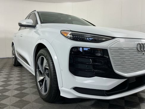 Used 2025 Audi Q6 e-tron Prestige w/ Black Warm Weather Package image 3