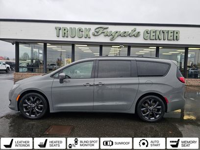 Used 2020 Chrysler Pacifica Touring-L w/ Advanced Safetytec Group