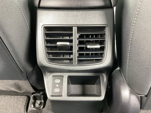 Used 2024 Kia Seltos EX FWD image 35