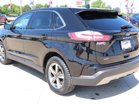 Used 2023 Ford Edge SEL w/ Convenience Package image 8