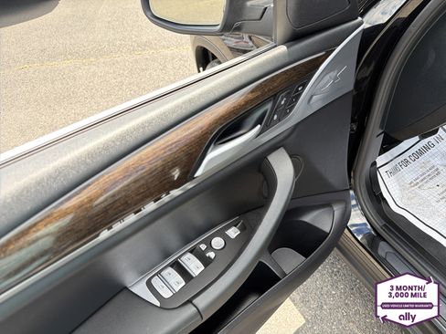 Used 2025 BMW X4 xDrive30i AWD/4WD image 14