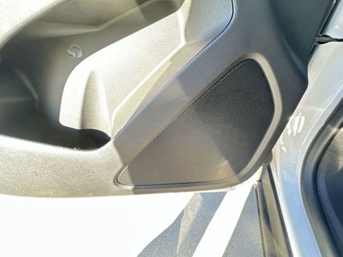 Used 2024 Chevrolet Equinox LS w/ LS Convenience Package image 23