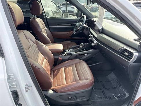 Used 2023 Kia Telluride SX Prestige image 9