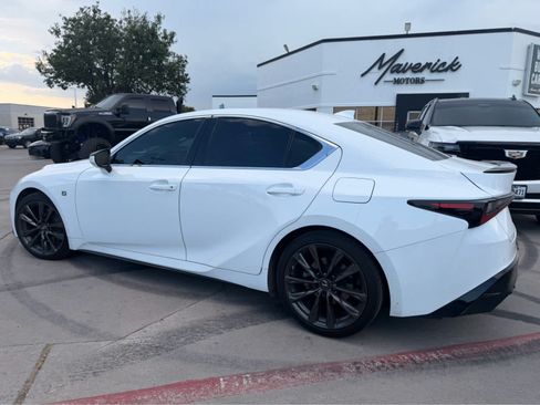 Used 2022 Lexus IS 350 F Sport RWD image 2
