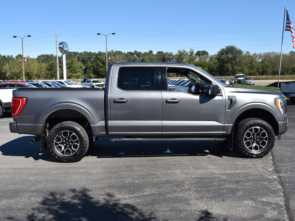 Used 2021 Ford F150 XLT w/ Equipment Group 302A High AWD/4WD image 14