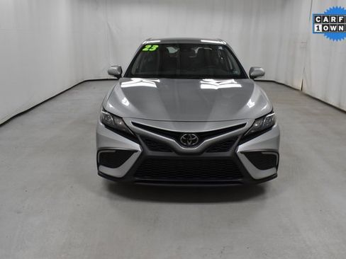 Used 2023 Toyota Camry SE image 4