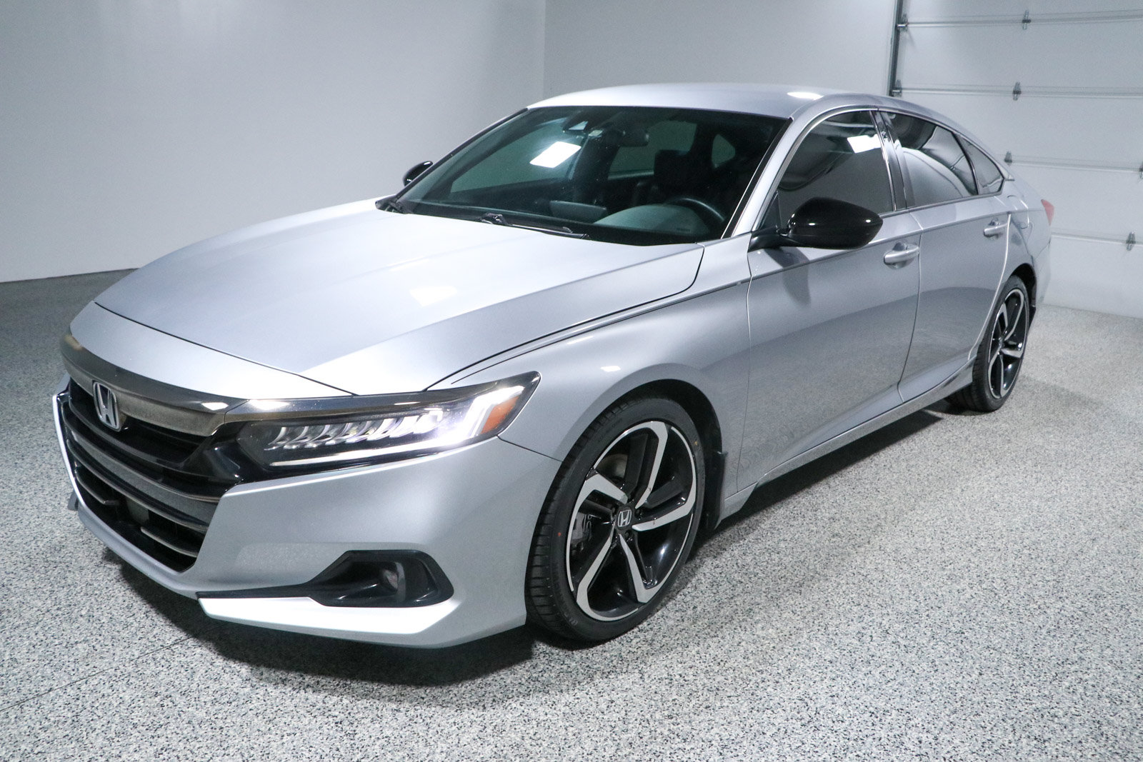 Used 2022 Honda Accord Sport image 28