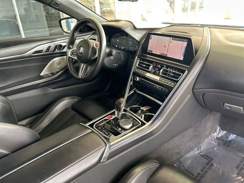 Used 2020 BMW M8 Convertible image 21
