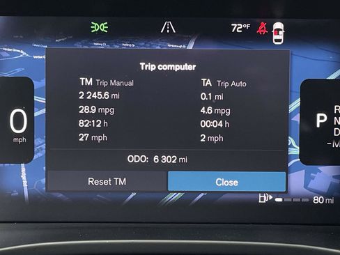 Certified 2025 Volvo XC40 B5 Ultra w/ Climate Package AWD/4WD image 24
