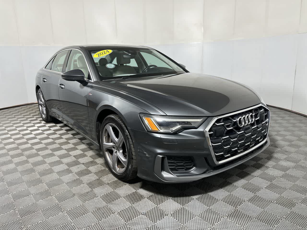 Used 2024 Audi A6 Premium Plus AWD/4WD image 2