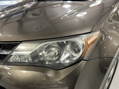 Used 2015 Toyota RAV4 XLE image 7