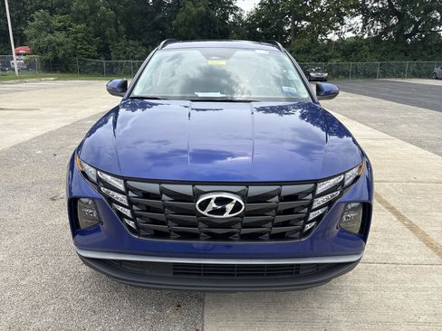 Used 2023 Hyundai Tucson SEL w/ Convenience Package AWD/4WD image 2