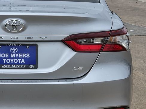 Used 2023 Toyota Camry LE w/ Convenience Package FWD image 9