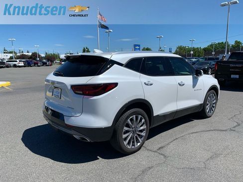 Used 2023 Chevrolet Blazer Premier w/ Driver Confidence II Package AWD/4WD image 7