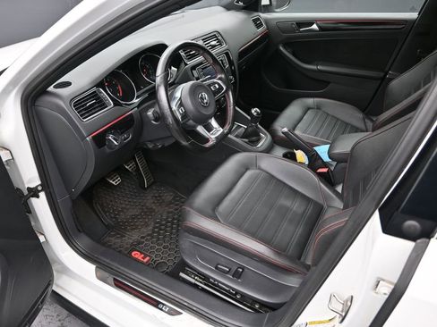 Used 2017 Volkswagen Jetta GLI image 20