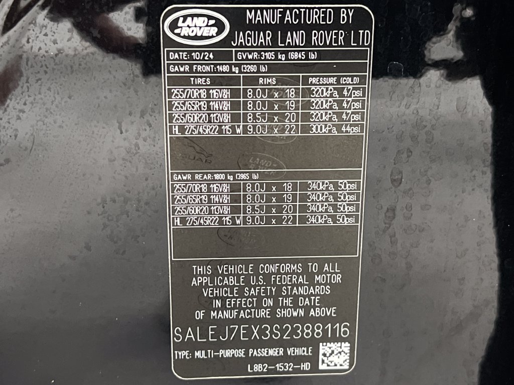 Used 2025 Land Rover Defender 110 S AWD/4WD image 79