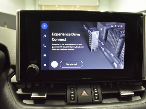 Used 2023 Toyota RAV4 XLE Premium image 23