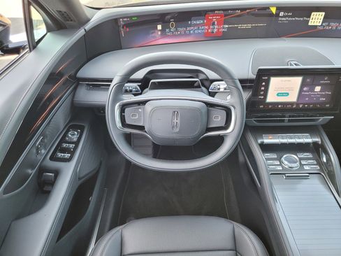 New 2025 Lincoln Nautilus Premier w/ Jet Appearance Package image 8