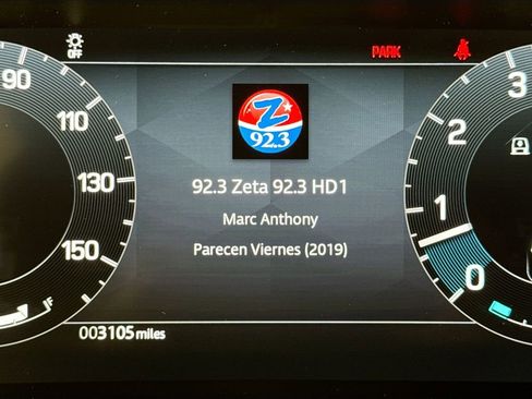 Used 2025 Land Rover Discovery Dynamic SE AWD/4WD image 11