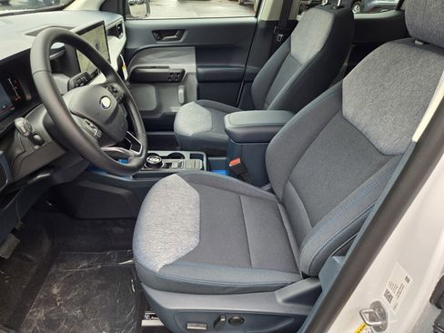 New 2026 Ford Maverick XLT w/ XLT Luxury Package image 8