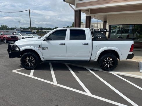 Used 2020 RAM 1500 Tradesman w/ Chrome Appearance Group image 3