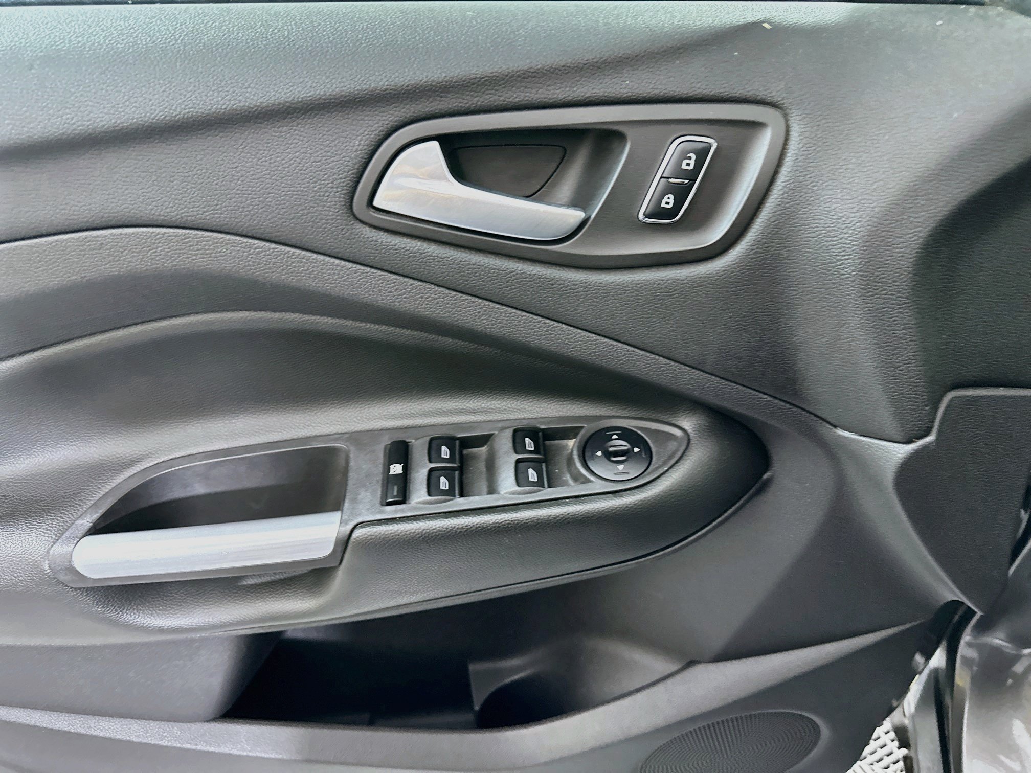 Used 2013 Ford Escape SE FWD image 15