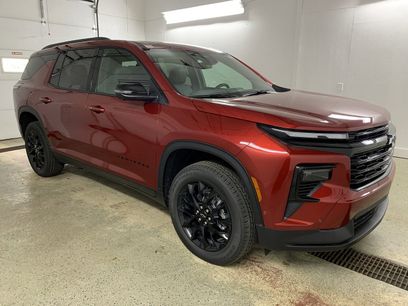 New 2025 Chevrolet Traverse LT w/ Enhanced Driving Package