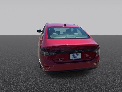 Used 2025 Honda Accord LX image 8
