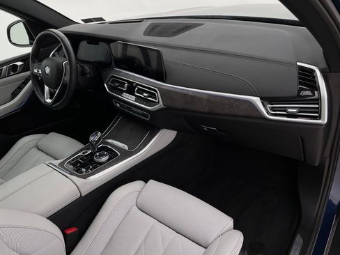 Used 2023 BMW X5 xDrive45e w/ Executive Package image 13