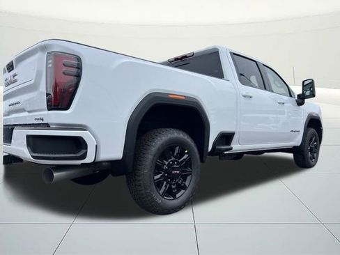 New 2026 GMC Sierra 3500 AT4 image 5