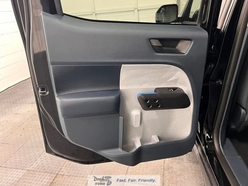 New 2026 Ford Maverick XLT w/ XLT Luxury Package FWD image 34
