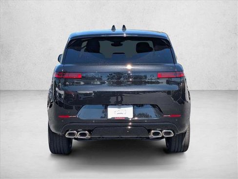 New 2026 Land Rover Range Rover Sport Dynamic SE AWD/4WD image 8