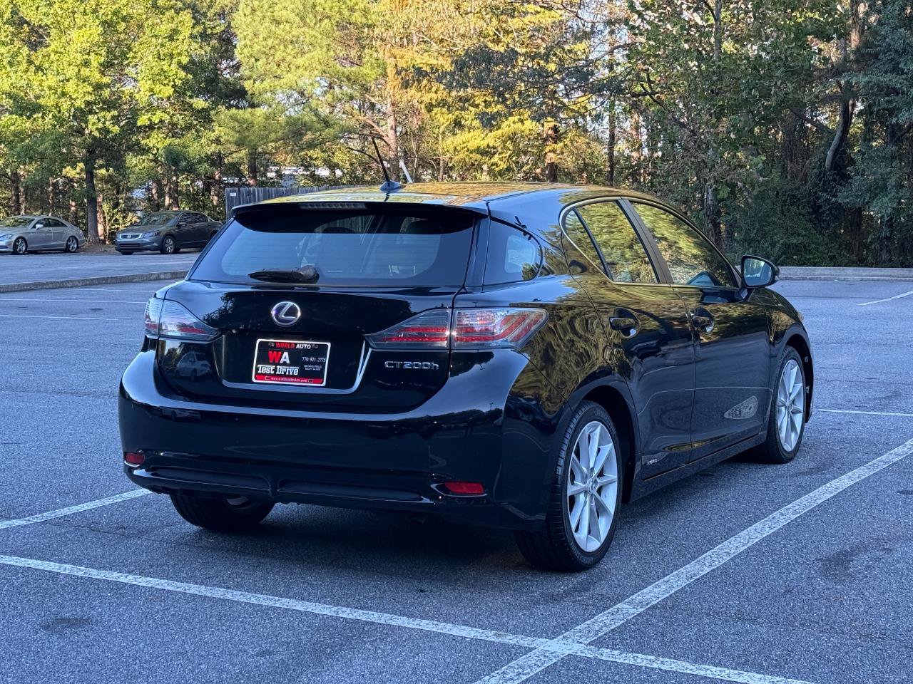 Used 2013 Lexus CT 200h w/ Premium Pkg w/Navigation FWD image 5
