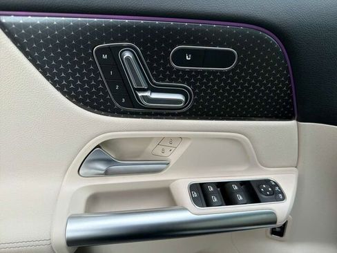 Certified 2025 Mercedes-Benz GLA 250 4MATIC image 13